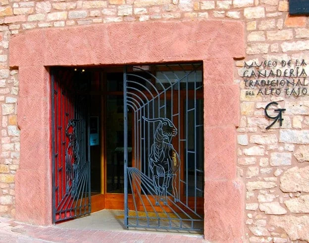 Centro de interpretación de Checa